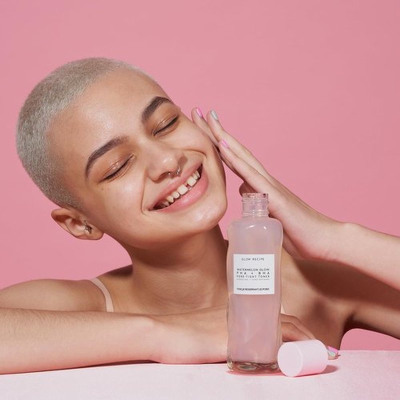 Glow Recipe PHA + BHA Face Toner - Korean Skin Care Toner, Pore Minimizer & Facial Exfoliator for Glass Skin - Tightening & Hydrating Skincare with Hyaluronic Acid & Watermelon (150ml)