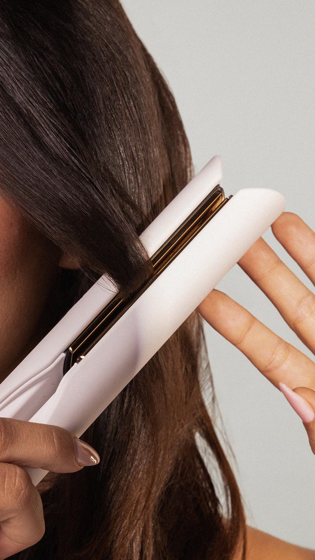 Kristin Ess 3-in-One Professional Titanium Hair Straightener Curler 2 in 1 + Beach Waver Combo for Women with Curly, Frizzy + Thick Hair - 1 1/4 Inch Dual Voltage Flat Iron + Travel Cap - 440 Degree