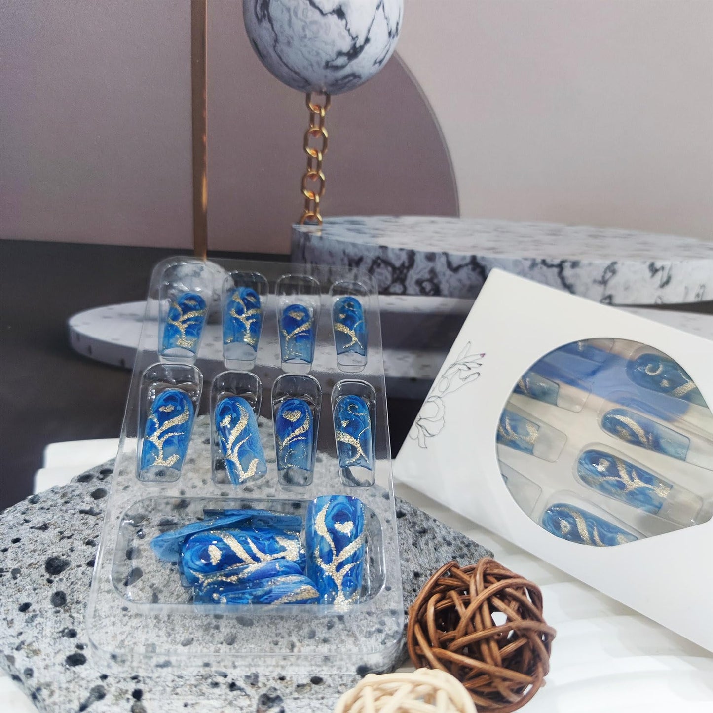 24Pcs Gold Curve Line Press on Nails Sea Acrylic Fake Nail Glossy Blue Gradient Medium Square False Nails Love Heart Stick on Fingernails Seaweed Gel Glue on Nail for Coquette Women Girls