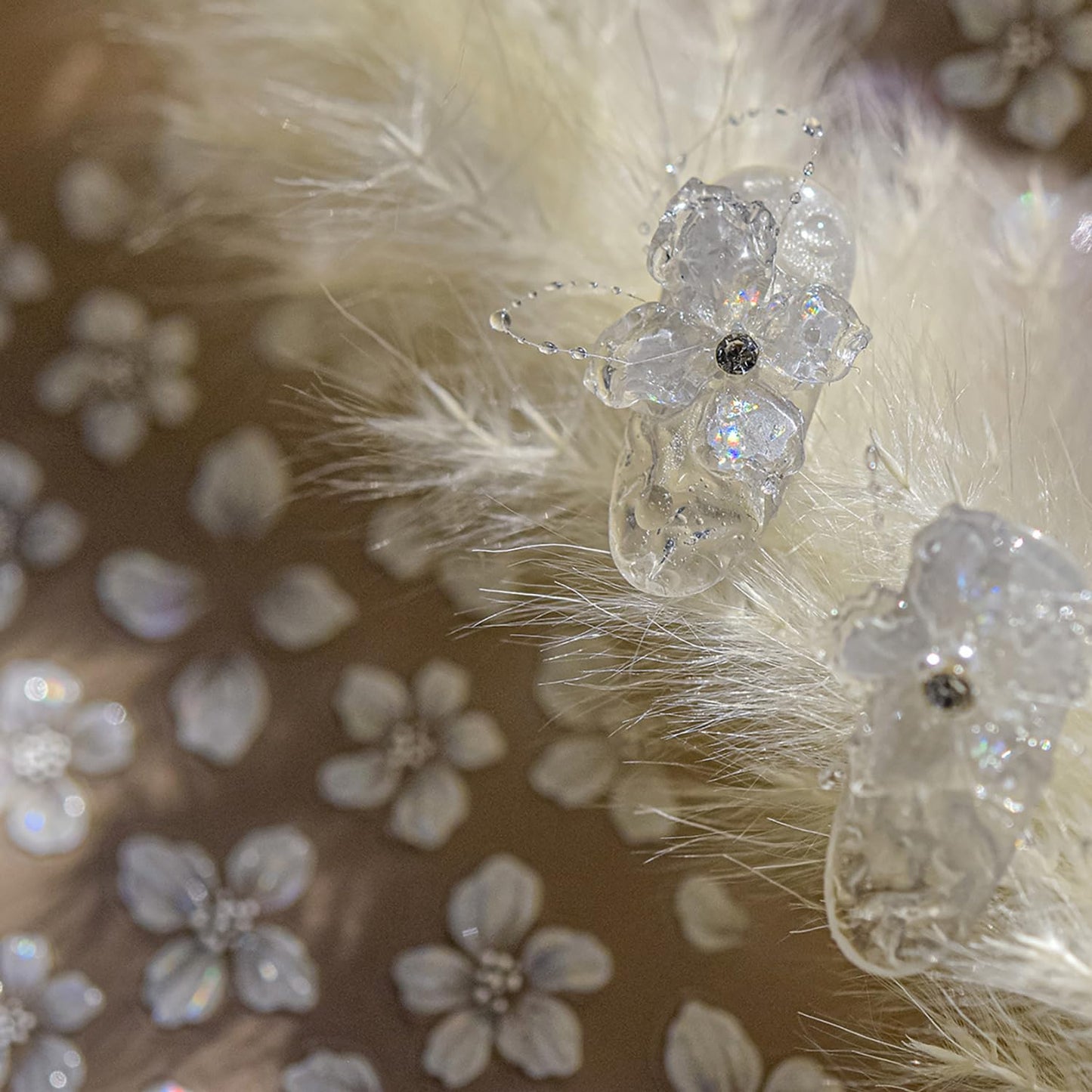 1 Sheets Embossed Flower Nail Stickers for Nail Art Holographic Laser Summer Floral Nail Art Stickers 5D Self-Adhesive Crystal Petals Nail Decoration White Flowers Nail Decals for Women Nails Designs