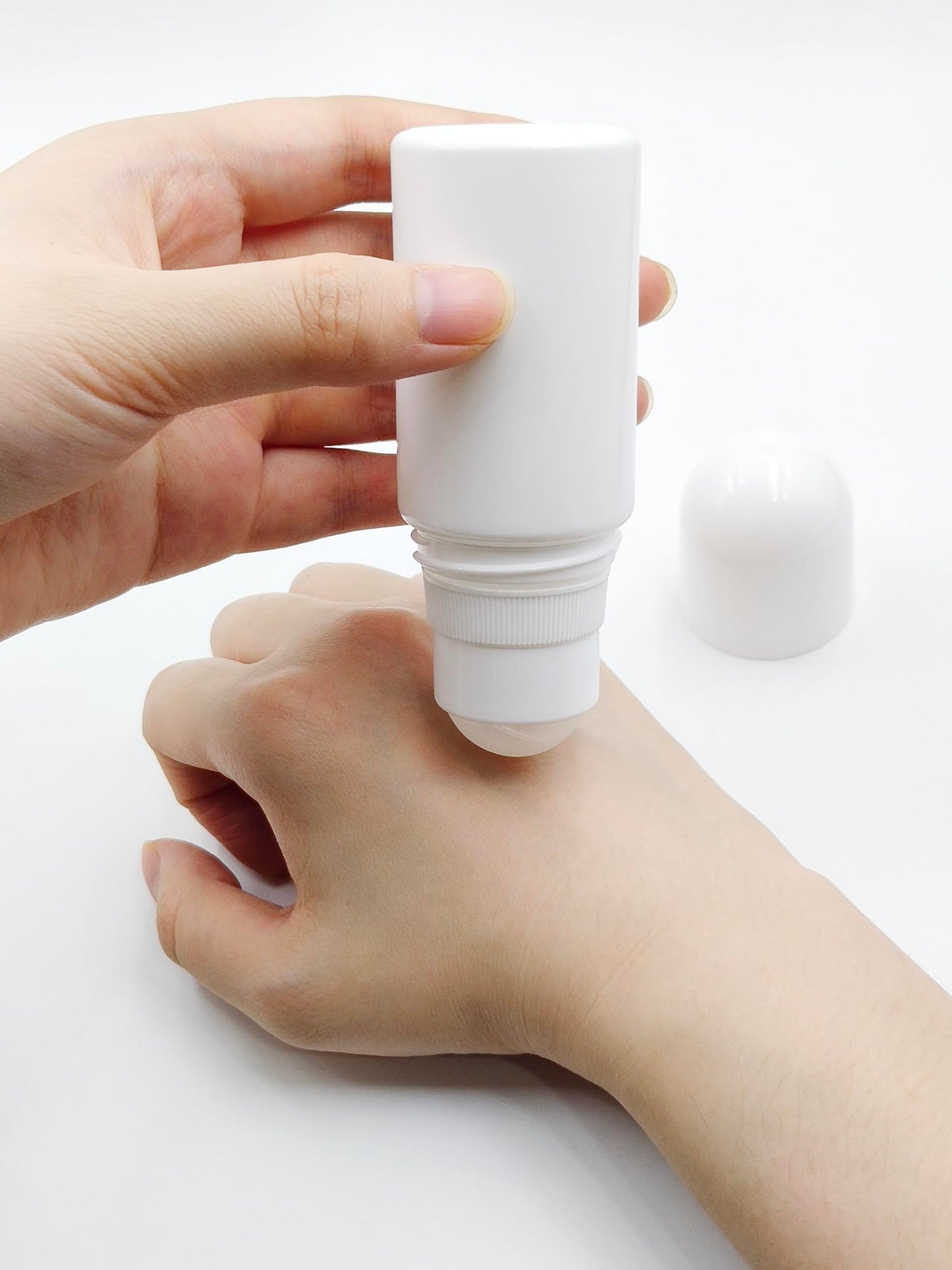 YYNGJCK Roll-on Perfume Bottles 1.7oz 50mL White Plastic | 4Packs, Empty, Refillable, Roller, Anti-perspirant, Roller Ball, for DIY Deodorants, Essential Oils, Fragrances