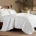 Bedsure Lightweight Duvet Insert Queen 88x88 150GSM Down Alternative - White Stripe