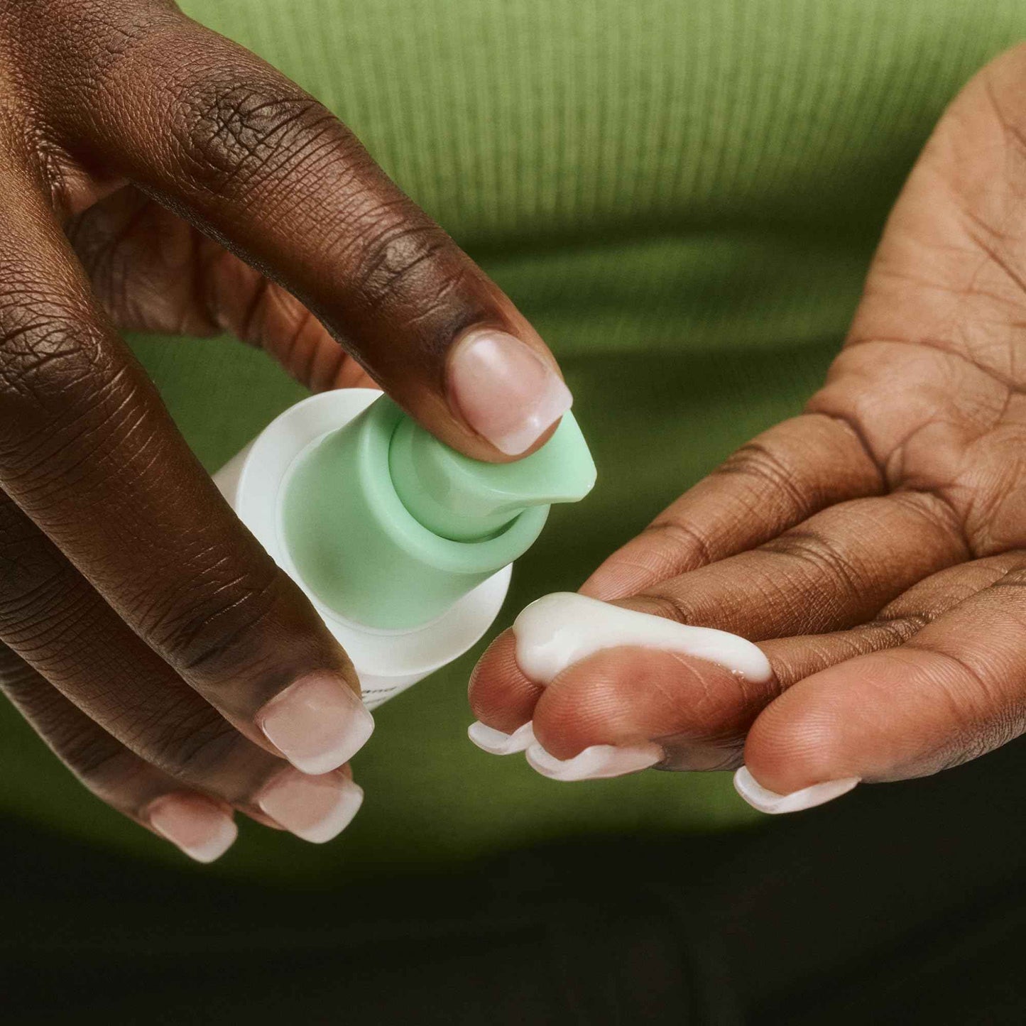 good.clean.goop beauty The Healthy Aging Serum | Facial Serum with Tranexamic Acid, Shikimic Acid & Goji Berry Oil | Serum to Help Smooth Wrinkles and Fine Lines | Anti-Aging Serum | Vegan | 1 Fl oz