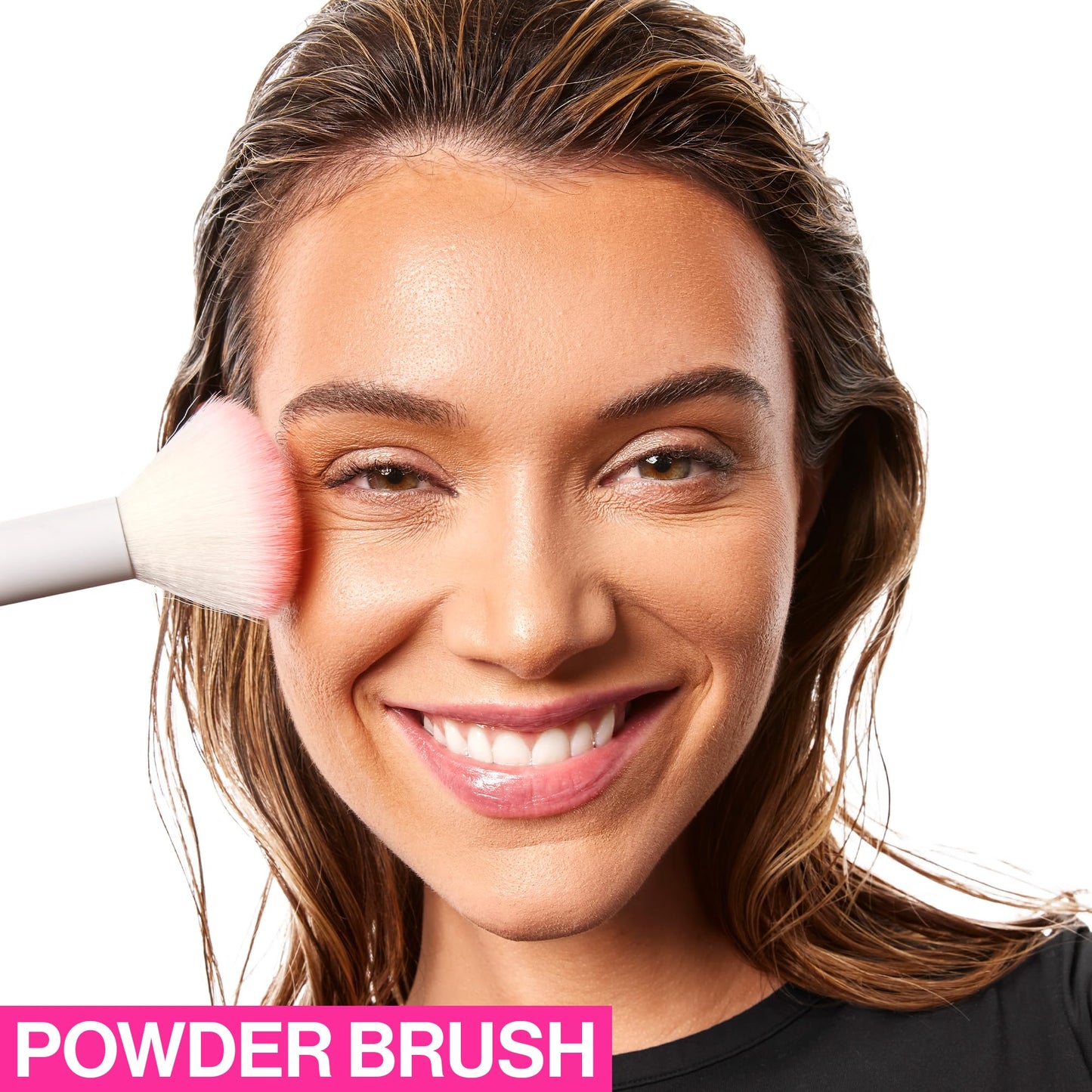 wet n wild Powder Brush, Ultra-Plush Synthetic Bristles for Flawless Application, Soft Touch, Ergonomic Handle for Comfortable Precision Control