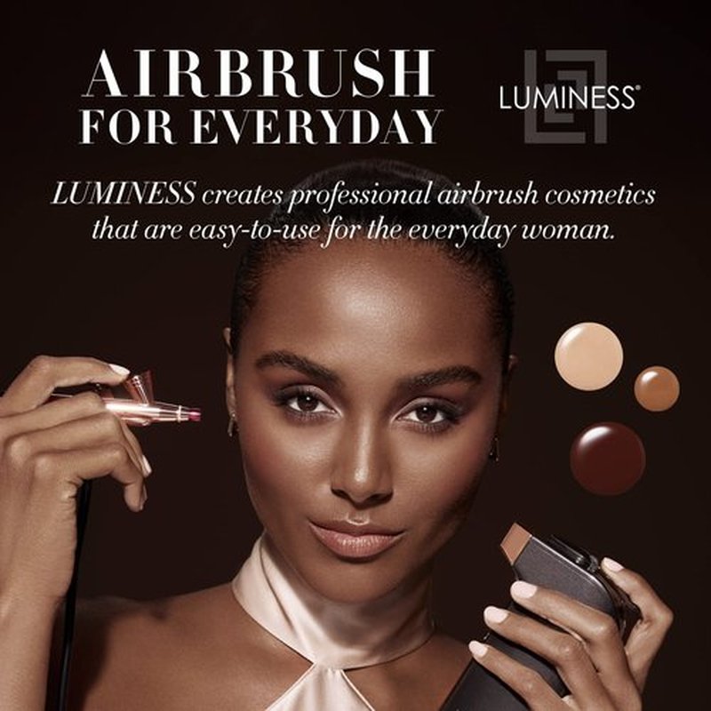 Luminess Air Icon Makeup Airbrush System and 4-Piece Foundation Starter Kit, Tan Coverage - Quick, Easy & Long Lasting Application - Includes Silk 4-In-1 Foundation, Highlighter & Blush