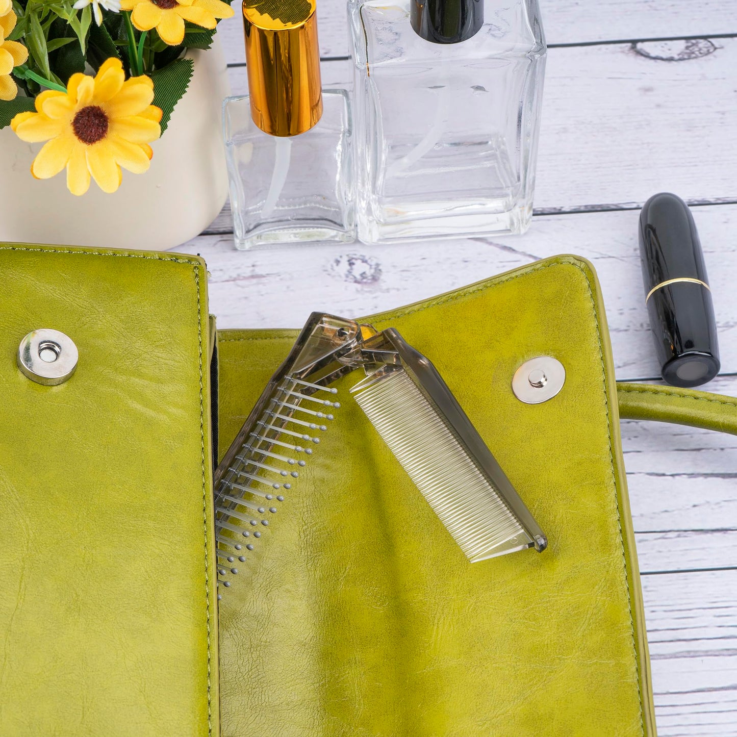 SHIDOW Folding Travel Comb – Compact Mini Hair Comb for Purse, Pocket or On-the-Go Use, Small Wide Tooth Comb for Women & Men, Lightweight & Foldable Design for Hair Styling and Detangling - Gray