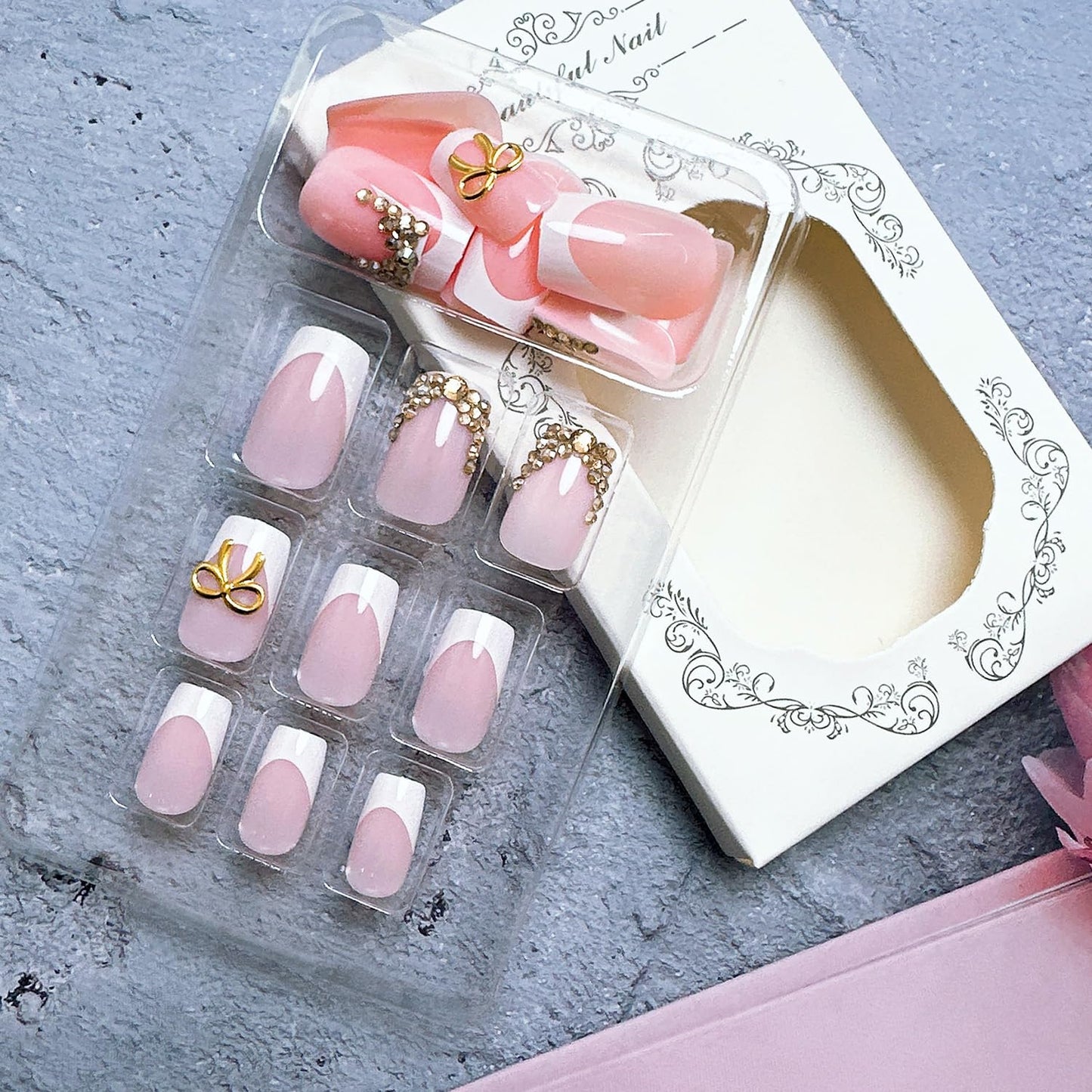 24Pcs White French Tip Press on Nails Short Square Fake Nails with Rhinestones Designs Glue on Nails Gold Bow Acrylic Nails Full Cover French False Nails Diamond Stick on Nails for Women Nail Art