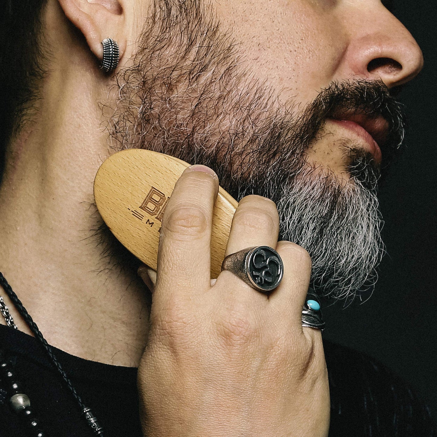 BRV MEN Beard Brush | Firm Boar Bristles | First-Cut Boar Hair Bristles | The Ideal Gift For Men (Beechwood)