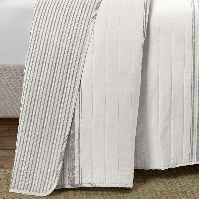 King Size Reversible Cotton Quilt Set - Farmhouse Gray Stripe 3 Piece (Gray + King)